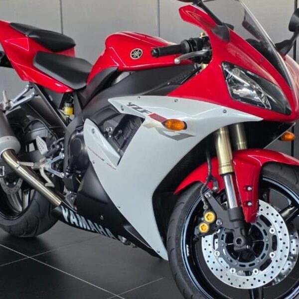 2002 Yamaha YZF R1