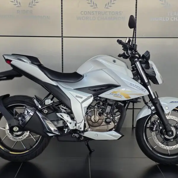 SUZUKI GSX 250