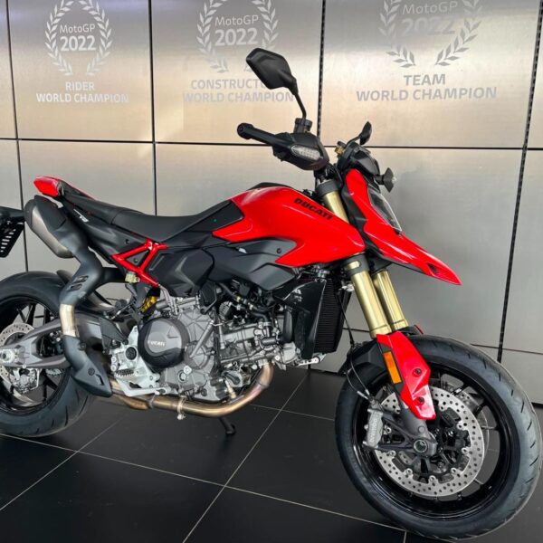 2026 Ducati HyperMotard 896